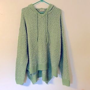 NWOT “ANDTHEWHY” SAGE GREEN WOMEN’S OVERSIZED HOODIE SWEATER